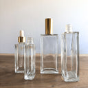 Todos nuestros envases son de vidrio y hechos en México para reducir nuestra huella de CO2 al máximo posible.