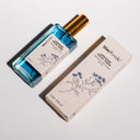 El Limpiador Facial Suave elimina suavemente todo el maquillaje incluso el waterproof  Gracias a su formula única la limpieza es profunda y no irritante eliminando adicionalmente la suciedad de todo el día y la grasa extra.